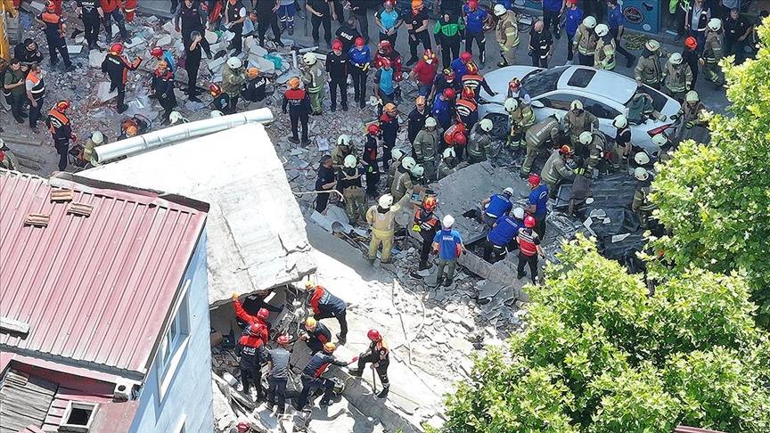 Çöken binadan kurtarılan 2 yaralı daha taburcu edildi 15